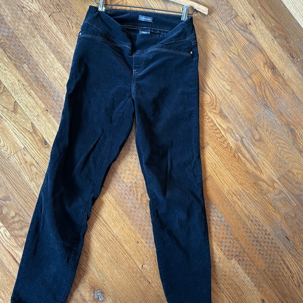 Van-Heusen size “0” women’s corduroy pants- stretch. Button and zipper less.